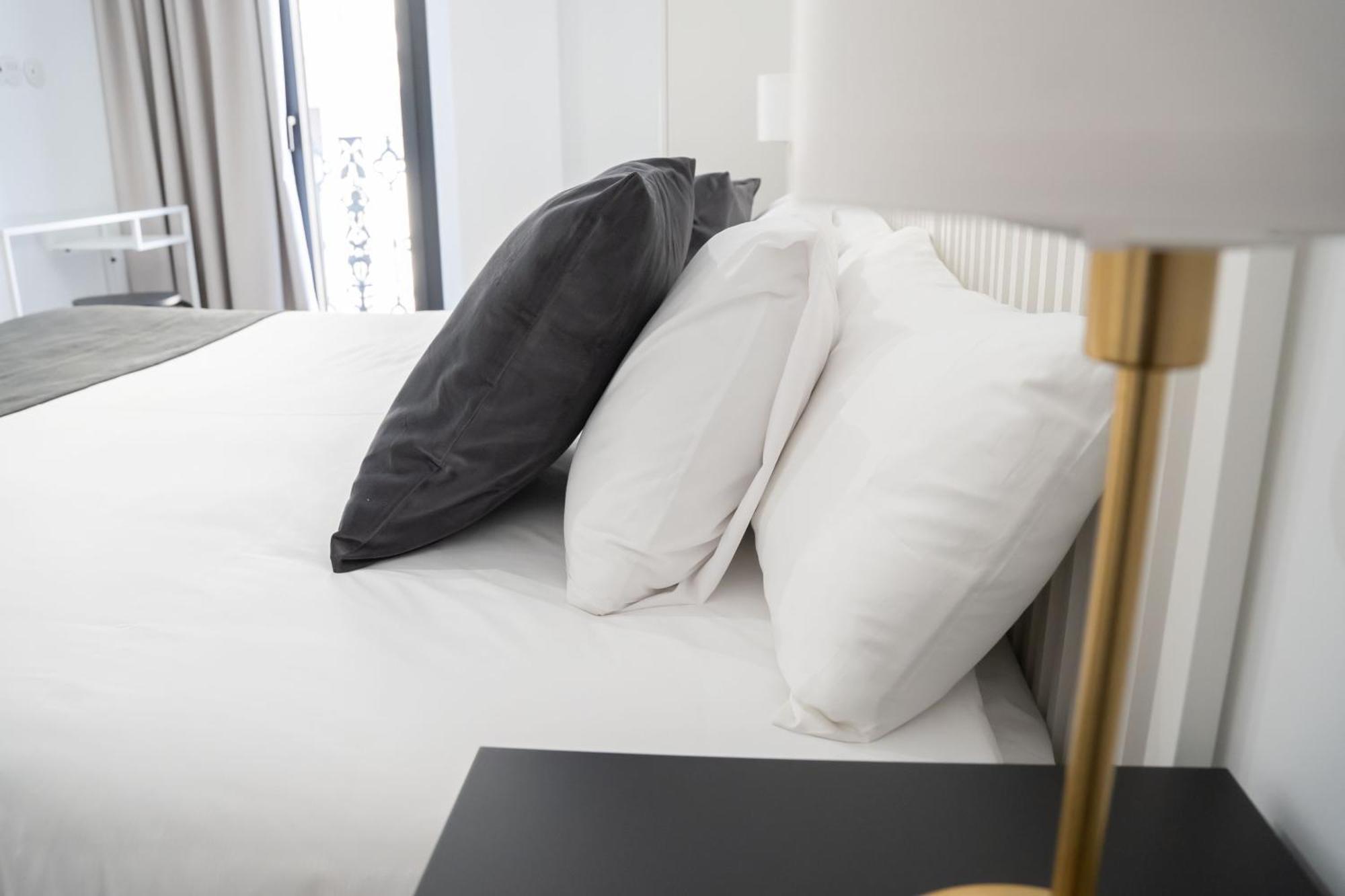 Apartamentos Mlc Ciudad De Linares Линарес Екстериор снимка