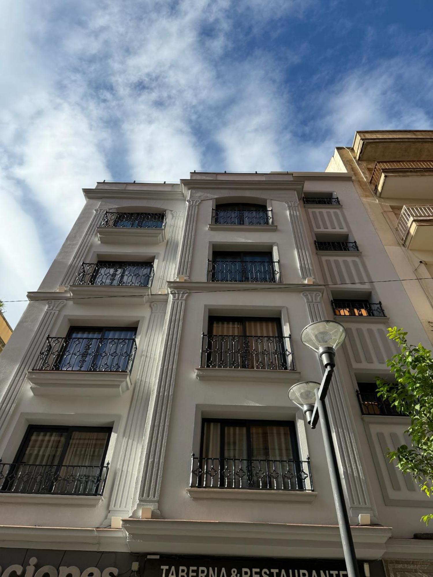 Apartamentos Mlc Ciudad De Linares Линарес Екстериор снимка