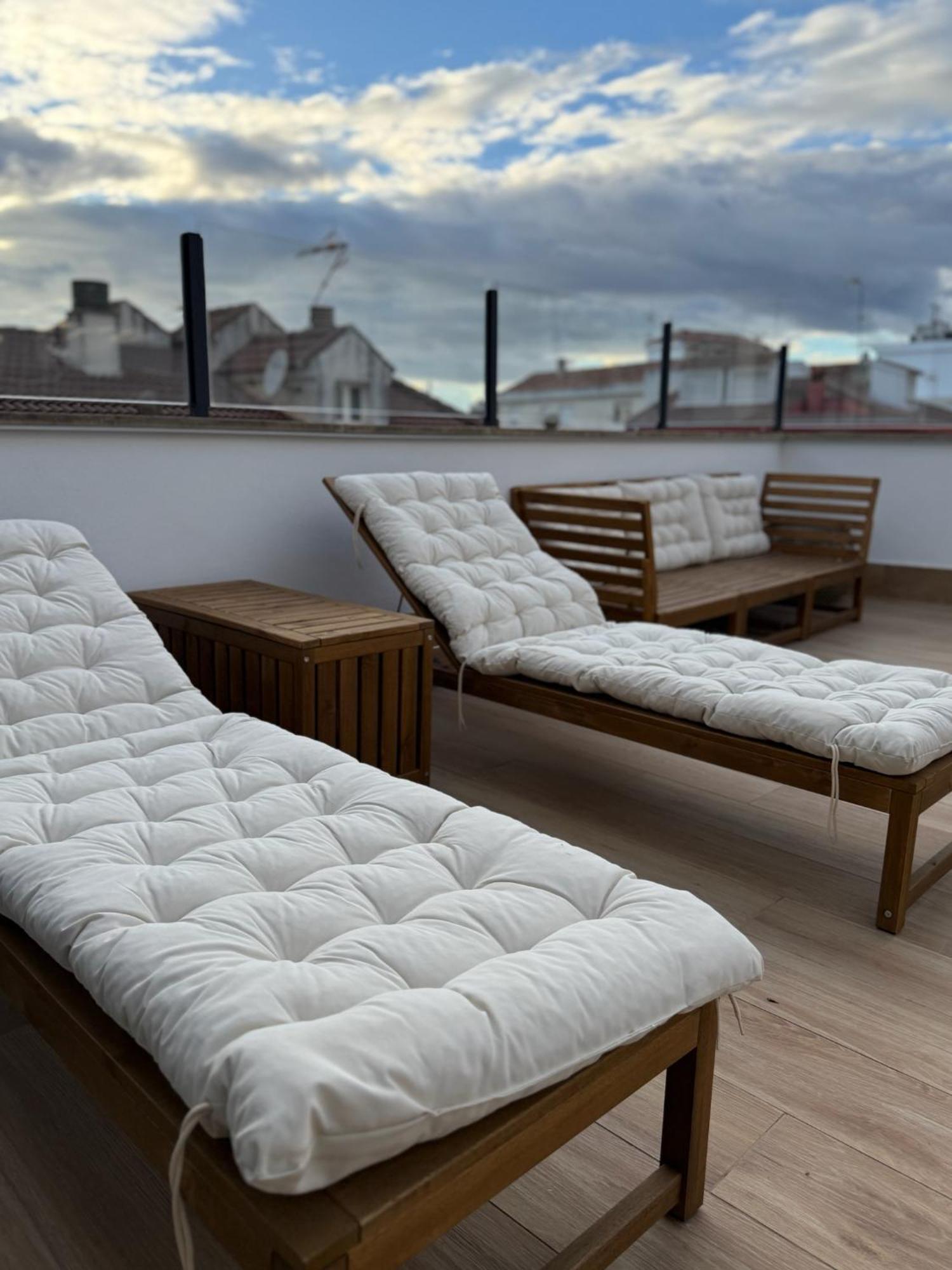 Apartamentos Mlc Ciudad De Linares Линарес Екстериор снимка