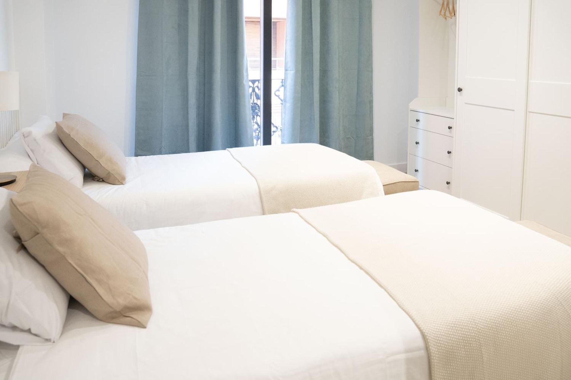 Apartamentos Mlc Ciudad De Linares Линарес Екстериор снимка